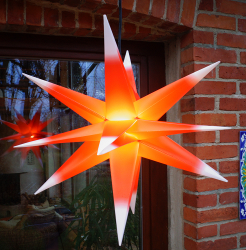 3D Batterie Außenstern Kaspar, Ø 55 cm, Weihnachtsstern, Faltstern mit 18 Spitzen incl. 7m Kabel & LED Leuchtmittel - 4xAA rot/weiß